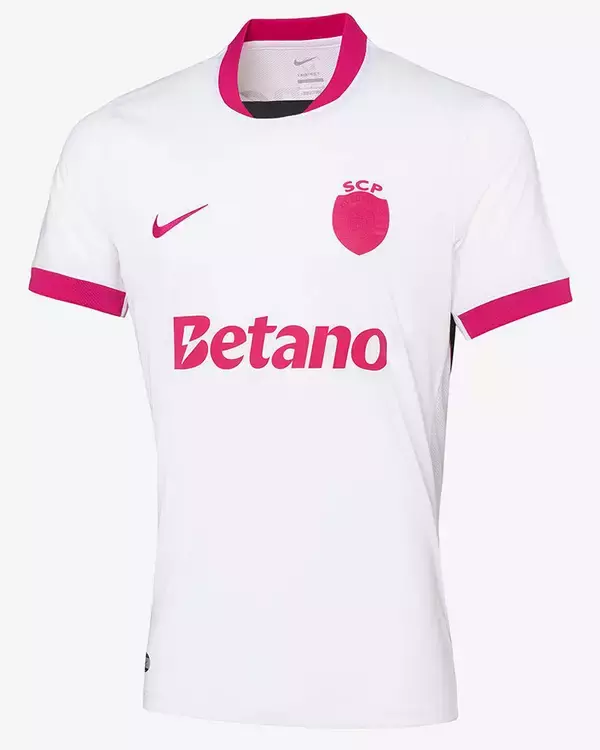 日本代表所属のポルトガル名門、ピンクリボン月間で「ピンクの特別ユニフォーム」を着用