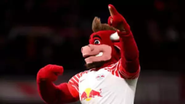 レッドブルが買収したJリーグクラブで「マスコットの去就」が深刻化…レッドブルCEOが注目発言