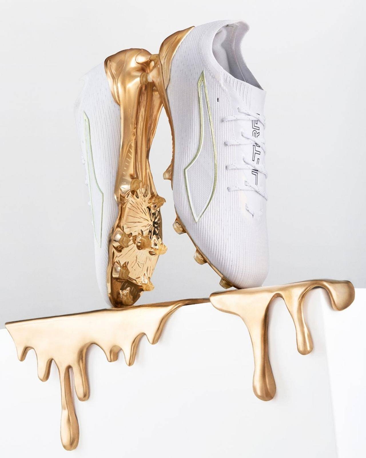 PUMA、新作スパイク「ホワイトゴールドパック」を発売！キャッチフレーズは『この輝きはすべてのプレーをハイライトに』