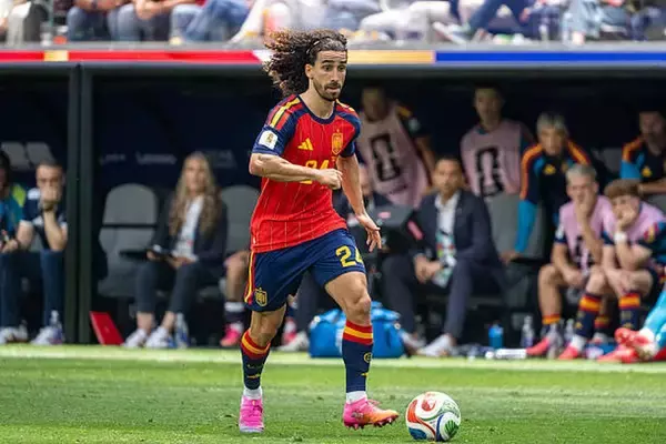 「本当に入れるとは…」スペイン代表ククレジャ、“監督の顔”を胸に刻む！W杯優勝の公約を実現