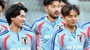 久保建英がケガから復帰するまで絶対勝つ！南野拓実が明かす、W杯日本代表の結束 「タケも本当にくやしい気持ちが…」