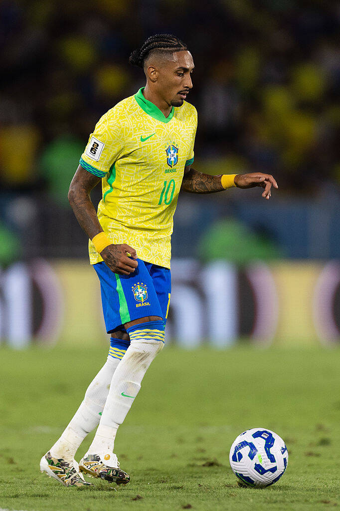 adidas×BAPEの最強サッカースパイク、バルセロナの主力FWが試合で着用中！ブラジル代表の「新10番」