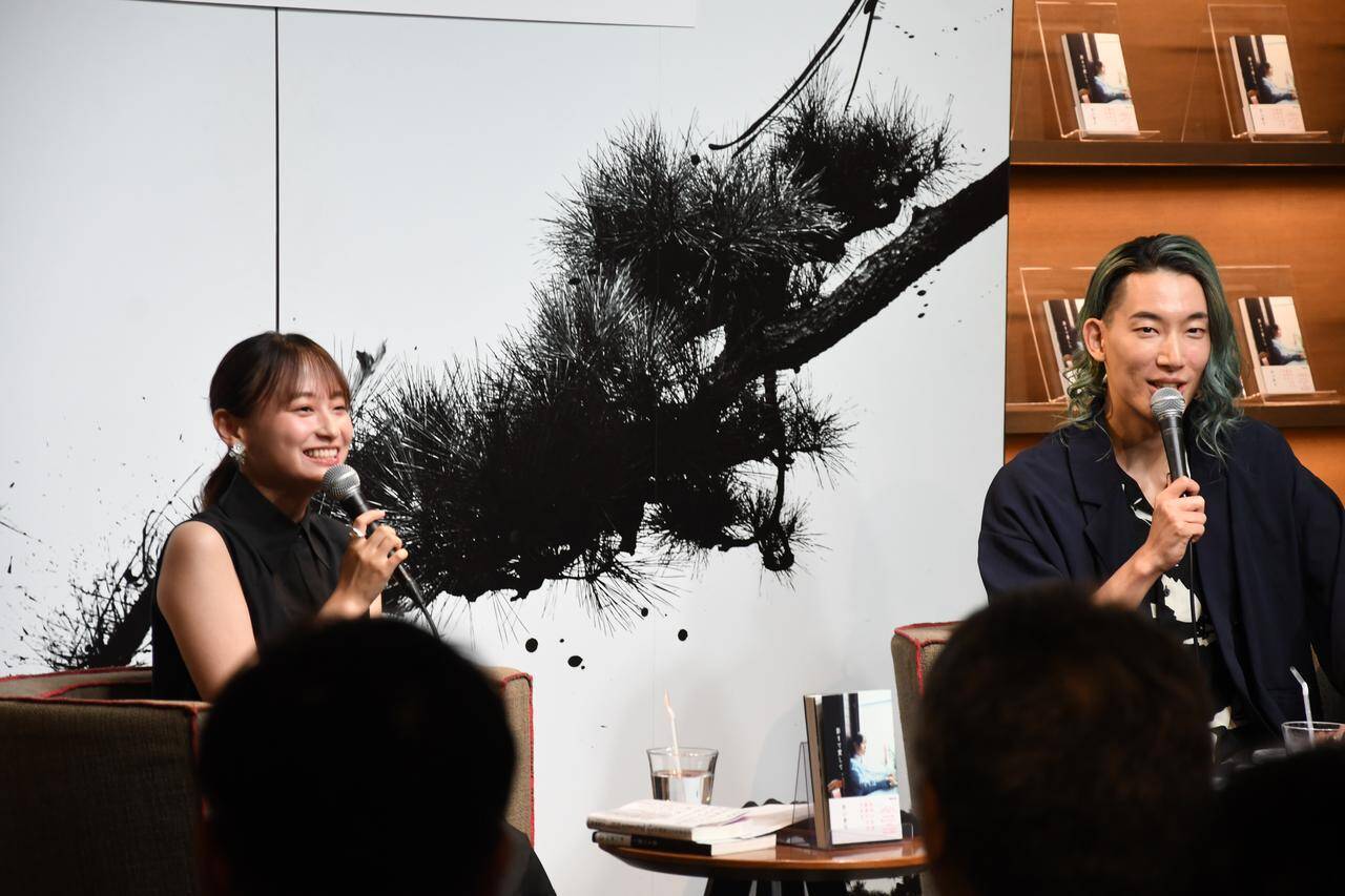 「私がなぜビチビチのユニフォームを…」影山優佳、“初エッセイ”で秘密を明かす