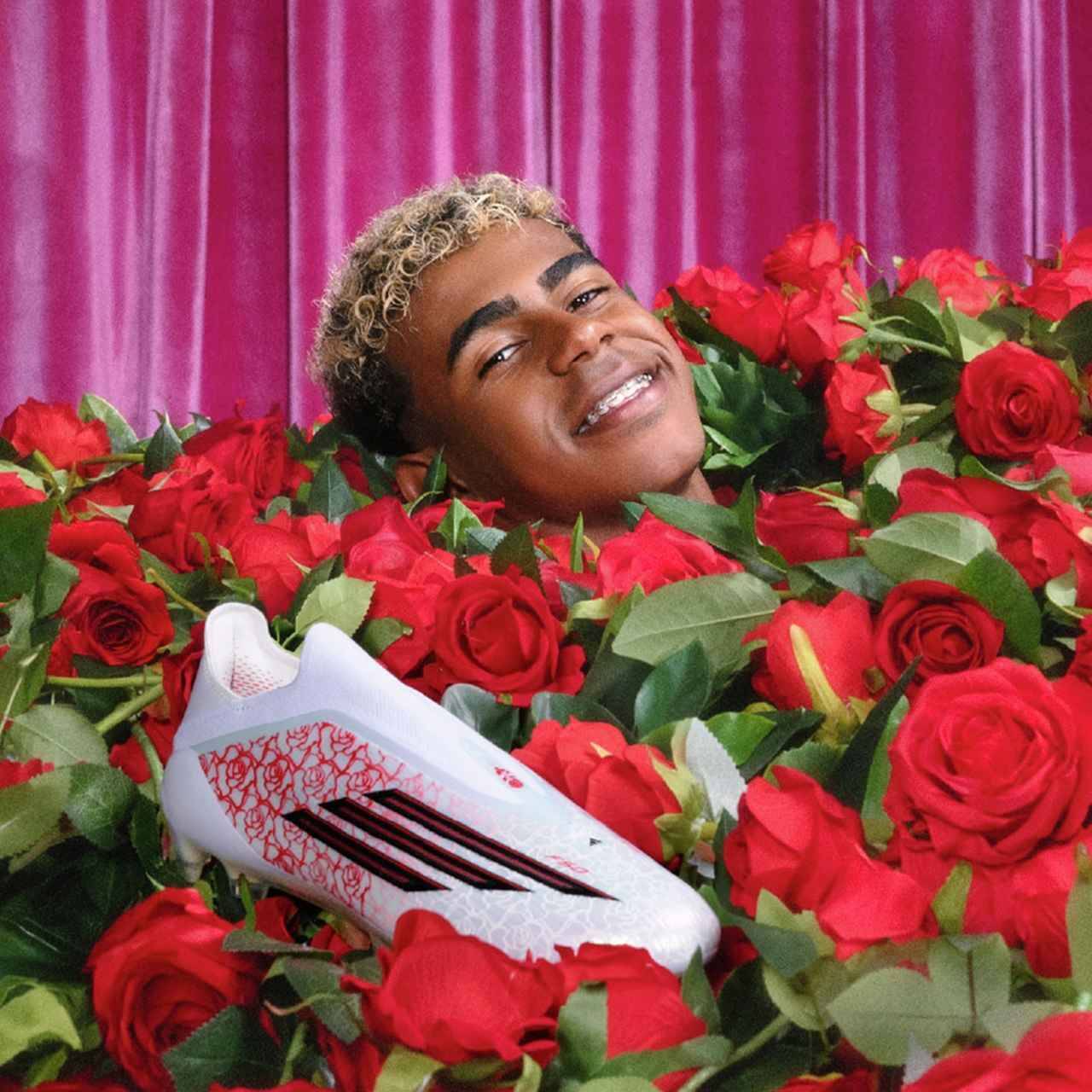 adidasの最新スパイクは“バラ”がモチーフ！『F50』にラミン・ヤマルのシグネチャーモデル新作が登場