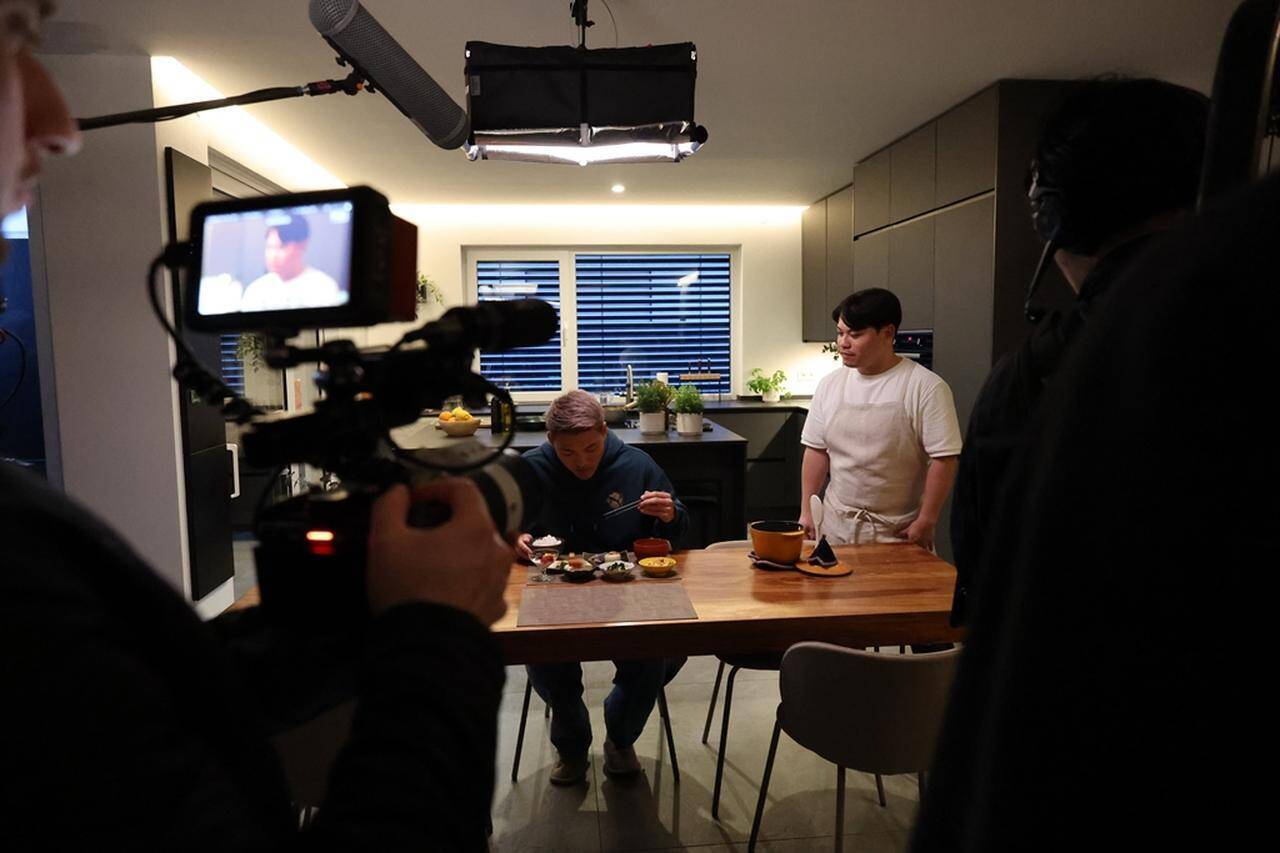 堂安律「ピッチの上では友情はない。全力で勝ちにいきます」 “チーム堂安”に迫るIndeedの新CMが登場！4月20日から全国放送