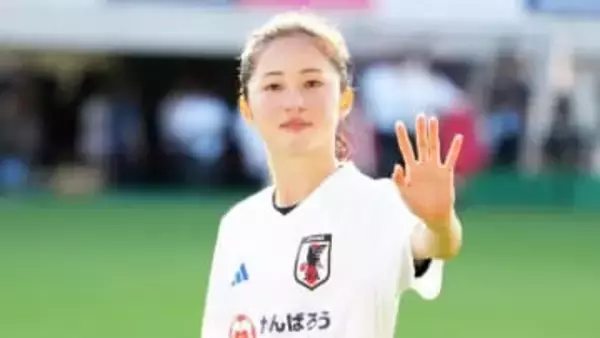 日本人だから！？マンチェスター・シティ移籍のなでしこ3選手、「けん玉チャレンジ」に挑む