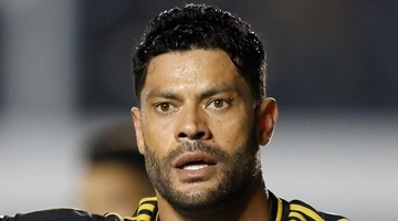 「申し訳ない」39歳元Jリーガーが謝罪…ブラジルで前代未聞の退場劇！大乱闘でなんと23人にレッドカード