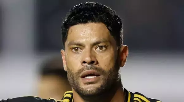 「申し訳ない」39歳元Jリーガーが謝罪…ブラジルで前代未聞の退場劇！大乱闘でなんと23人にレッドカード