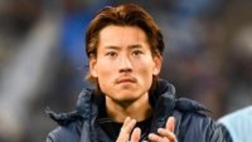 ル・アーヴル瀬古歩夢、味方GKとの接触で苦悶！痛みを耐えてフル出場も肋骨負傷か…監督は「よくない」