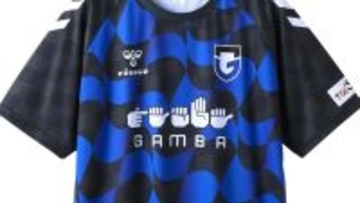 『子どもたちの笑顔に』 hummel、ガンバ大阪とともに「手話シャツ」寄付で聴覚障がい者支援！