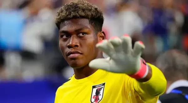 日本代表守護神GK鈴木彩艶、髪の変化を見逃さない仲良しの先輩を明かす！「気付いてもらえるとうれしい」