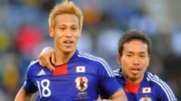 「俺らはヘタクソだと分かっとけ」うるさい本田圭佑や長友佑都をガツンと説教！？2010年W杯の日本代表秘話を闘莉王氏が明かす