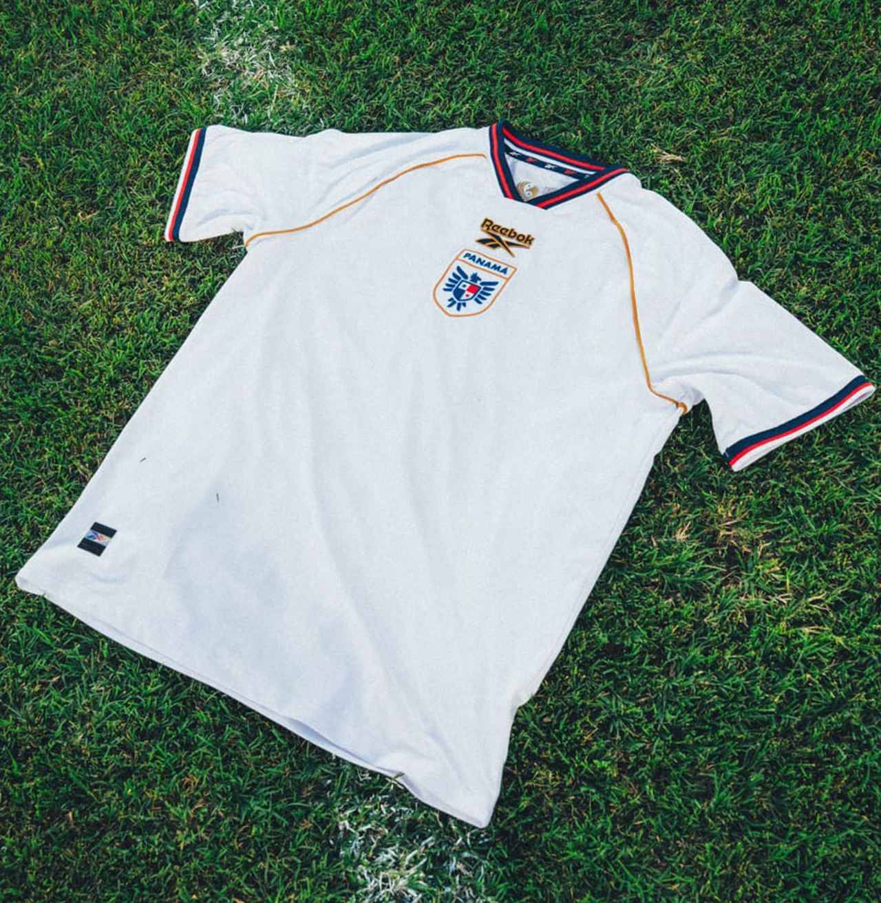 W杯出場のパナマ代表が2026新ユニフォーム発表！Reebokは「28年ぶりのW杯」に