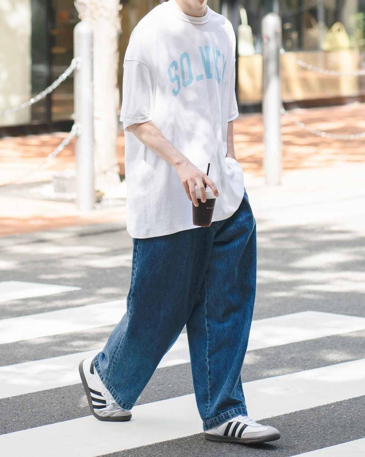 【Tシャツ1枚】でサマになる。 カジュアルにキメる「夏の休日スタイル」