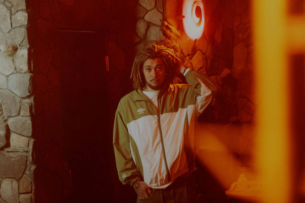 UMBROとファッションブランド「HUF」がコラボ開始！90年代英国サッカーにインスパイアのデザイン