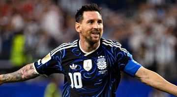 「もういい加減にしろよ」39歳メッシ、W杯で大暴れ！大親友のスターが『罵倒』で祝福したと明かす