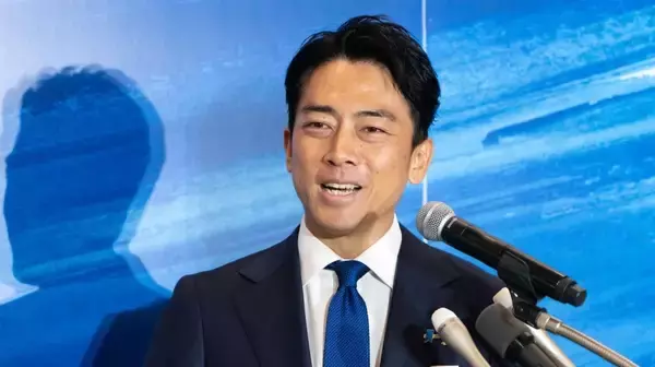 小泉進次郎防衛大臣、オランダ大使館でW杯観戦！「友情にヒビが入りかねないと心配する声もありましたが（笑）」