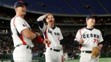 「カタカナってエモい」「どっかのアパレルやん」日本愛がすごい！WBCチェコ代表の“カタカナ”ユニフォームが話題沸騰