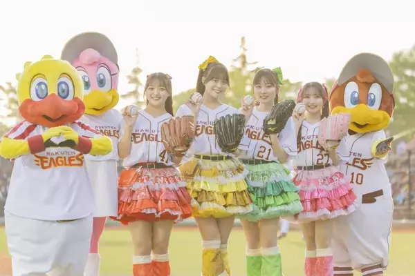 楽天『東北シリーズ』に青森のご当地アイドル、りんご娘が登場！ライブパフォーマンスとセレモニアルピッチで球場を沸かせる