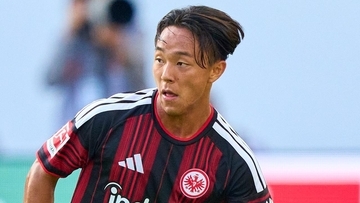 身長168cmの20歳日本人逸材、ドイツ1部チームで突如出番なし…監督が理由を説明 「どうしても体格の面で…」