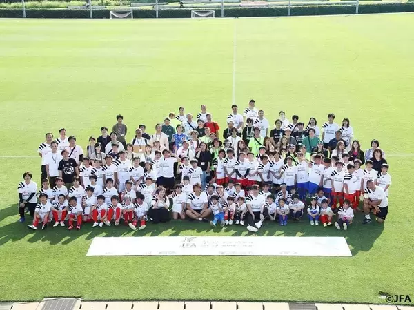 日本サッカー協会、「HEROs AWARD 2025」の受賞が決定！『被災地に希望の灯りをともす』活動が高く評価