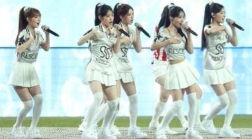 人気日韓女性アイドルと共演した韓国スター選手、大バズリの『ギャルピ』に苦笑い