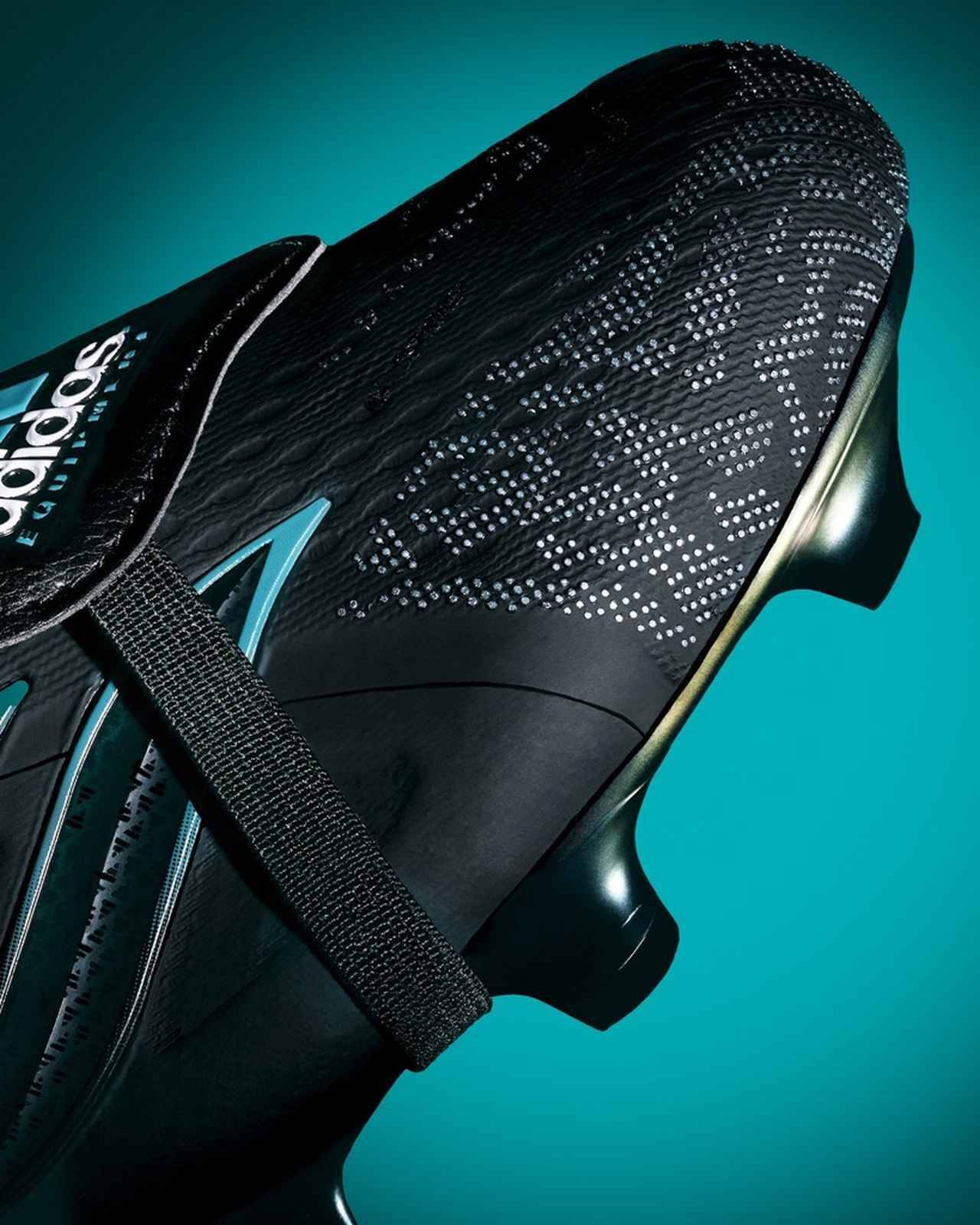 adidas、名作「EQT」35周年を記念した『限定プレデター』が登場！注目の新スパイクは3月9日発売