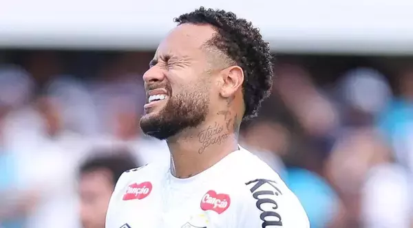 “女性差別発言”のネイマールに最大10試合出場停止の可能性…差別発言と膝の手術でW杯出場は絶望的か