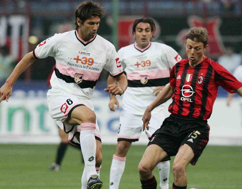 イタリアの「島クラブ」が美しき記念ユニフォームを発表！セリエA“最強時代”を彷彿デザイン