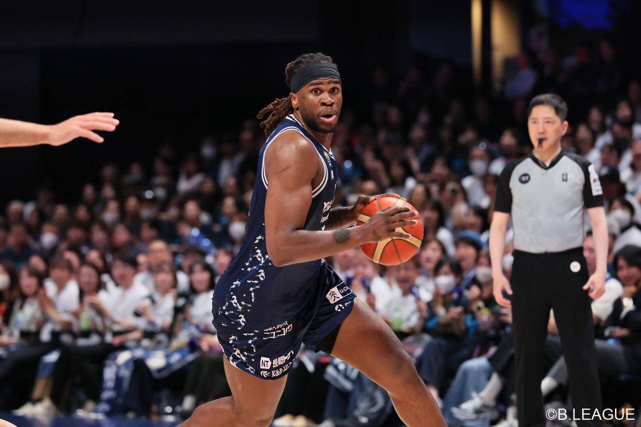 “聖地”横浜アリーナで最後のBリーグファイナルへ！長崎 vs 琉球、戦いの注目ポイントと放送・配信情報まとめ【Pick Up B.LEAGUE】