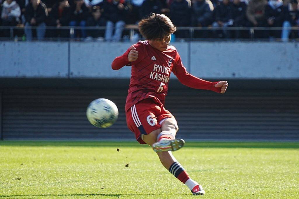 「中村俊輔さんは自分で決め切る」レジェンド酷似の左足見せた流通経済大柏DF増田大空、ジュビロ磐田内定でも慢心なし「甘い環境ではない」