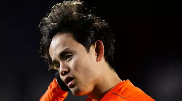 ソシエダ久保建英、劇的アシストで感情爆発！「短剣だった、相手DFはほぼ止められず」と現地称賛