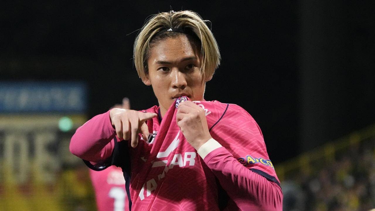 21歳の日本代表MF北野颯太、また金髪にイメチェンした理由を明かす 「黒に染めたけれど…」