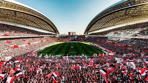 “硬派”なJ1浦和レッズ、4月12日の東京V戦で「さいたまスイーツまつり」開催！ケーキ消費額3年連続1位のさいたま市と共同開催