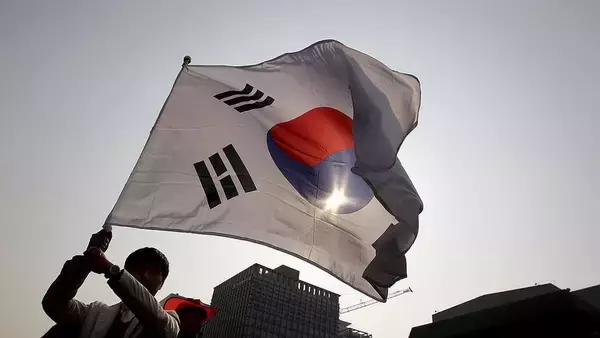 「国民全員がサポーターだ」韓国大統領が初戦勝利の代表チームをSNSで祝福！ソウルでは“1万4000人”のファンが集まり応援