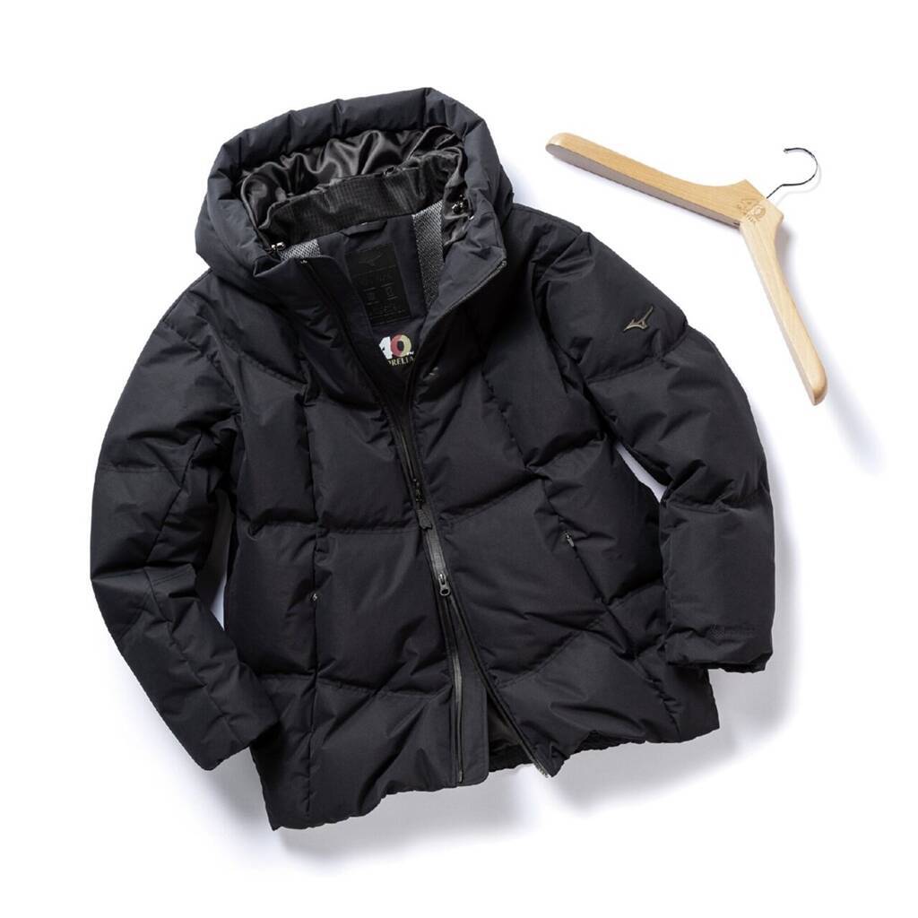 モレリア40周年記念！ミズノが発売した「全世界100着限定生産」「11万円」のダウンジャケットがすごい