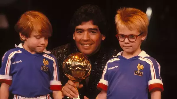 「アメリカ人は広告のために…」サッカーの神様は未来のW杯を知っていた？故マラドーナ氏の“8年前の予言”が話題に