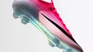 NIKE、新型マーキュリアル『ヴェイパー17』と『スーパーフライ11』を発表！異なる特徴を持つ“2つの最速スパイク”として展開