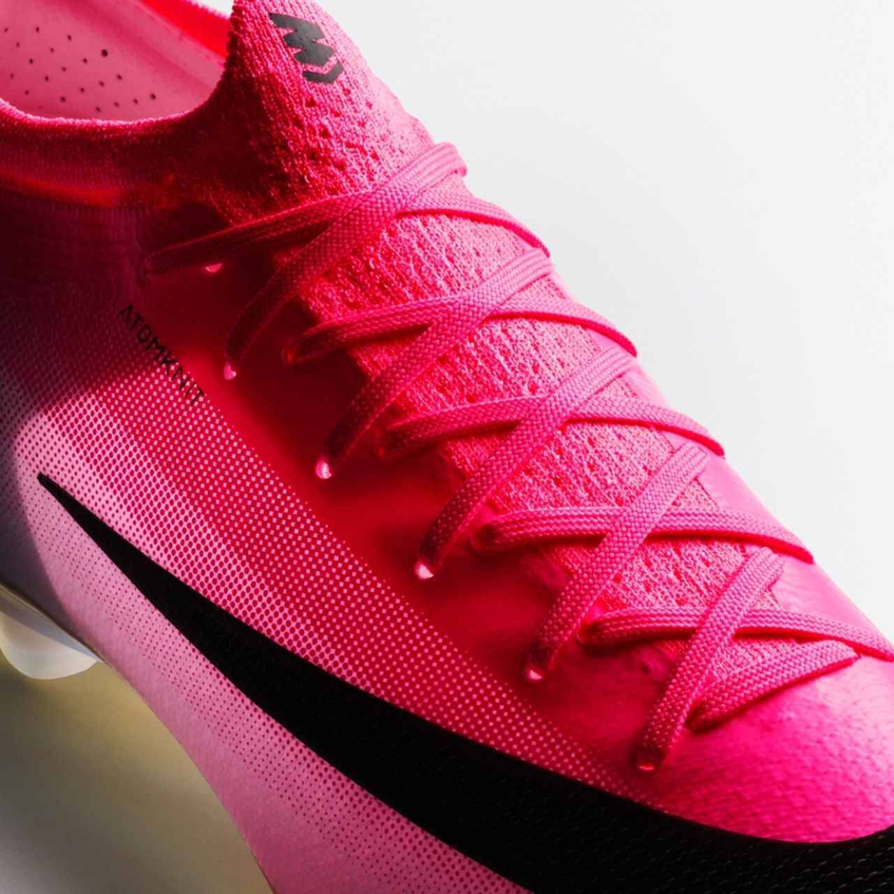 NIKE、新型マーキュリアル『ヴェイパー17』と『スーパーフライ11』を発表！異なる特徴を持つ“2つの最速スパイク”として展開