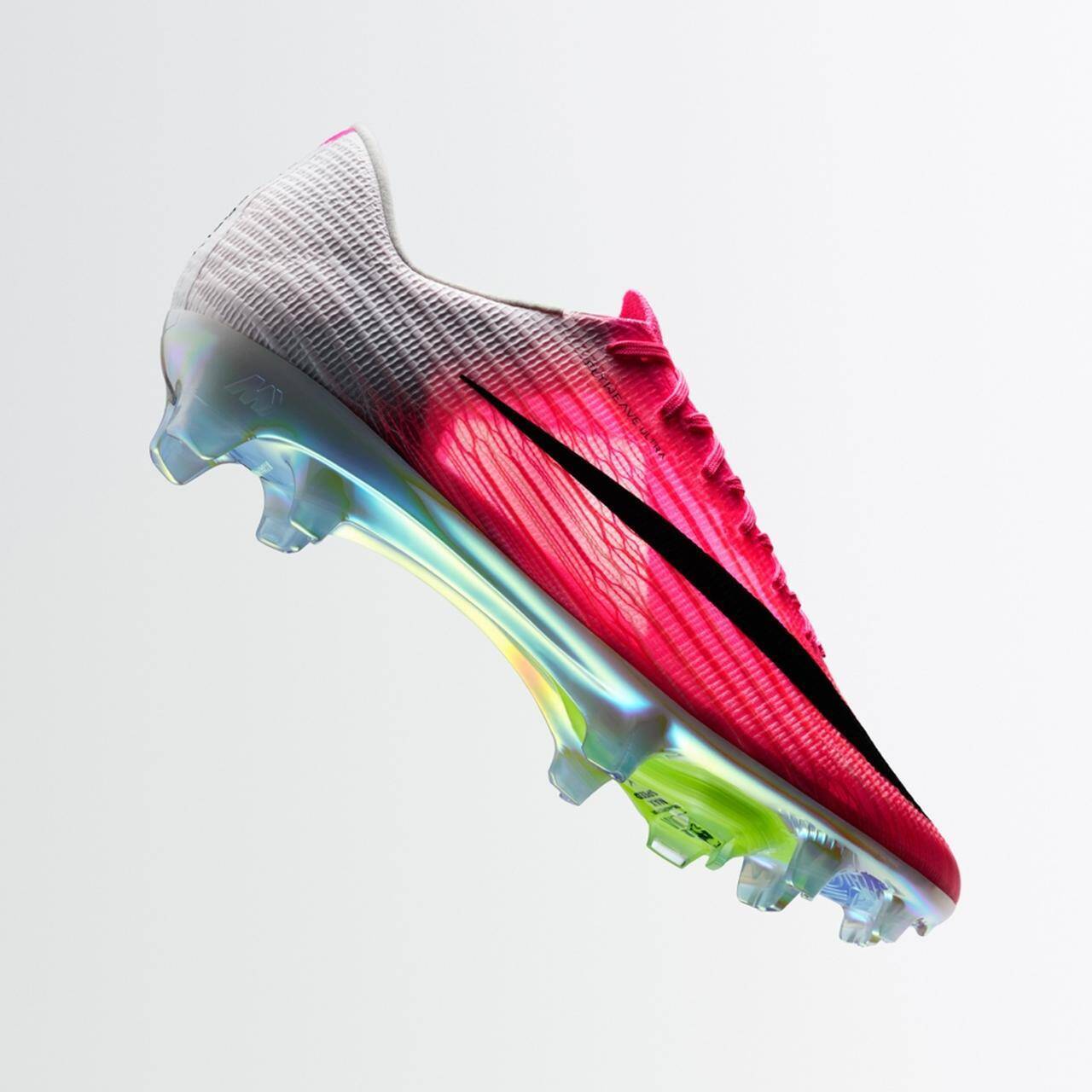 NIKE、新型マーキュリアル『ヴェイパー17』と『スーパーフライ11』を発表！異なる特徴を持つ“2つの最速スパイク”として展開