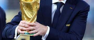 "史上最高収益"の直後に——FIFAの3兆円構想、UEFAが4日で葬り去ることができた理由