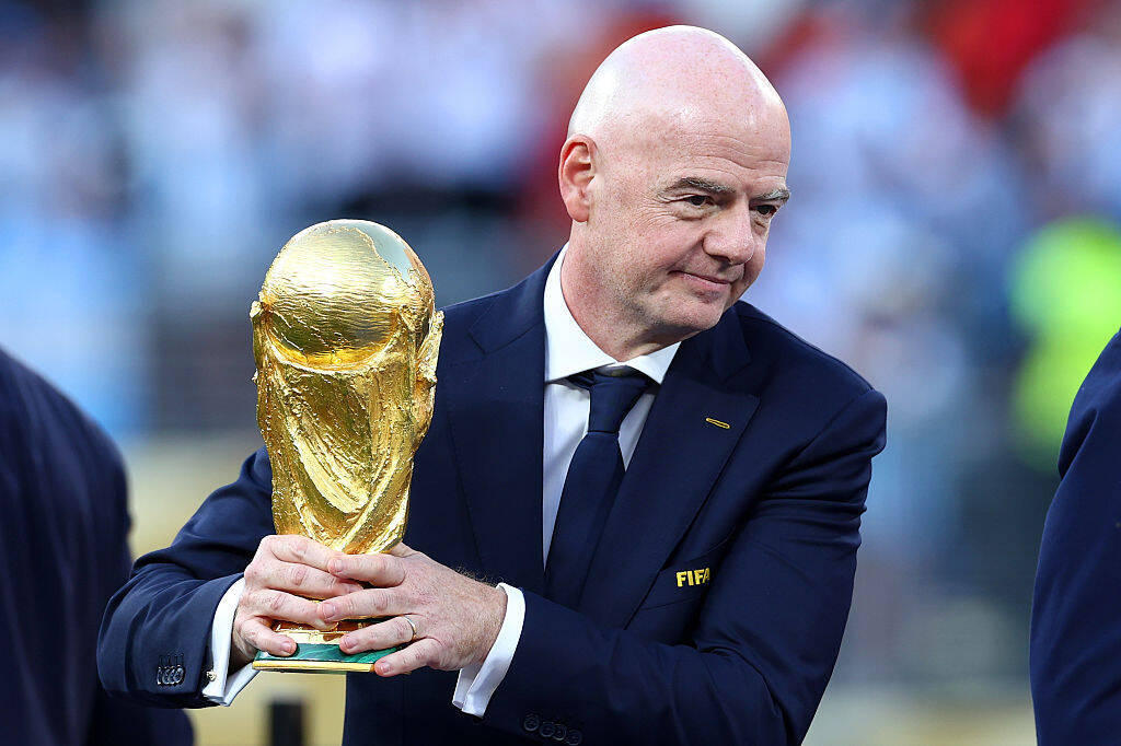 "史上最高収益"の直後に——FIFAの3兆円構想、UEFAが4日で葬り去ることができた理由