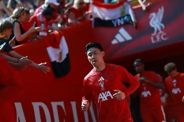 「ケガをした脚でも守備をやめなかった」W杯に臨む遠藤航をリヴァプールファンが「真の戦士」と呼ぶ理由