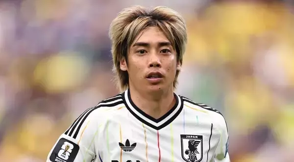 「（親知らず）3本抜きました」「年取ったなぁ」33歳日本代表スター、W杯での『サインプレー』を明かす