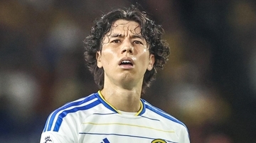 27歳日本代表イケメンスター、世界最高峰リーグで今季初ゴールのはずがOG判定…元Jリーガーらが説明