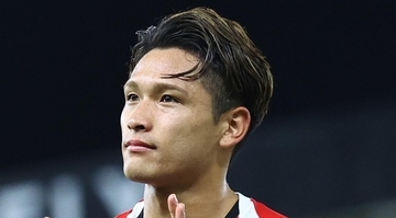 日本代表デビュー戦初得点の23歳大器、欧州で本格覚醒へ！「得点面の脅威だけでなく、泥臭いプレーも厭わず」と現地