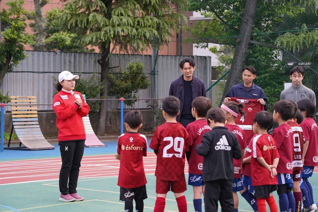 プロゴルファー横峯さくら、次世代支援プロジェクトでフットサル「フウガドールすみだ」と2年契約！育成年代のユニフォーム胸スポンサーに就任