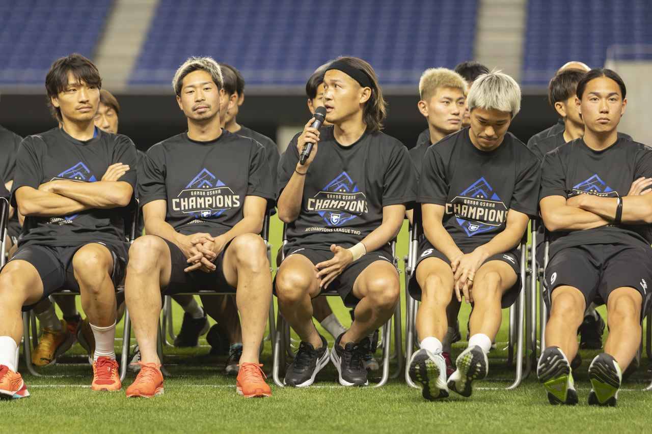 ACL2優勝！G大阪、GKの荒木琉偉が優勝報告会で「一生の思い出になる」激闘と初タイトル獲得の思い明かす