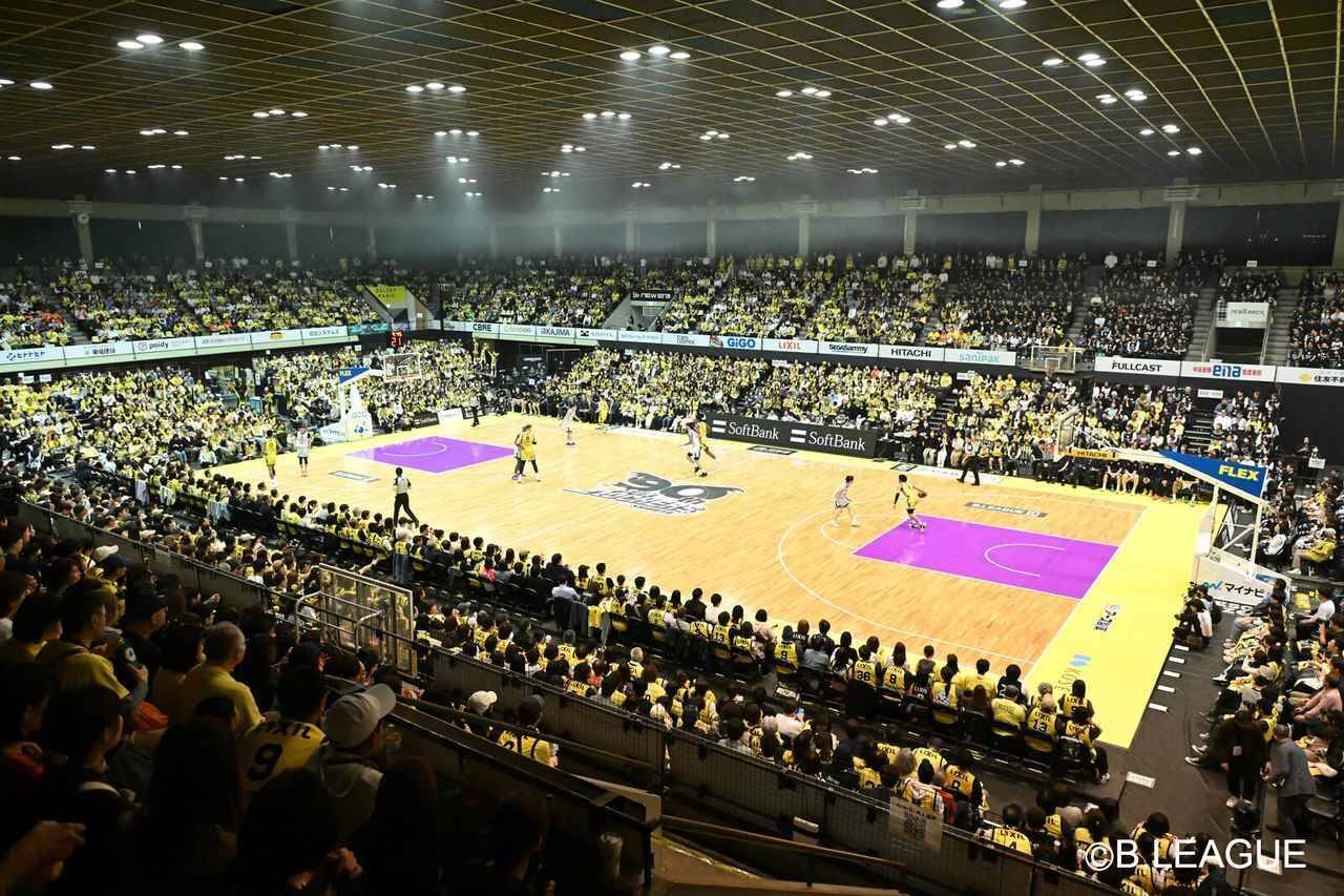 「本当に大好き」…サンロッカーズ渋谷のベンドラメ礼生がホーム“青学”に感謝。アルティーリ千葉の大塚裕土も、古巣との思い出を明かす【Pick Up B.LEAGUE】