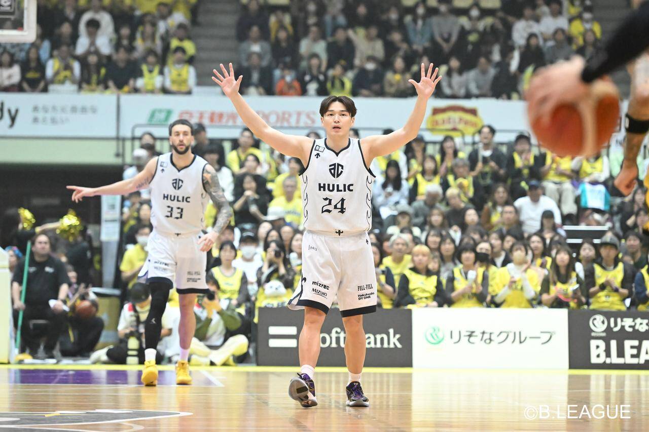 「本当に大好き」…サンロッカーズ渋谷のベンドラメ礼生がホーム“青学”に感謝。アルティーリ千葉の大塚裕土も、古巣との思い出を明かす【Pick Up B.LEAGUE】